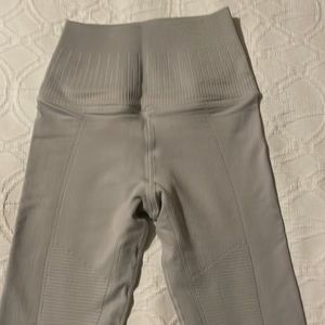 Avocado Fire leggings